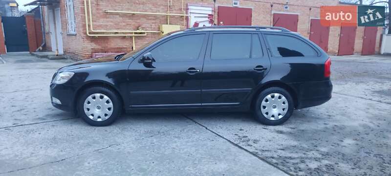 Универсал Skoda Octavia 2011 в Сумах
