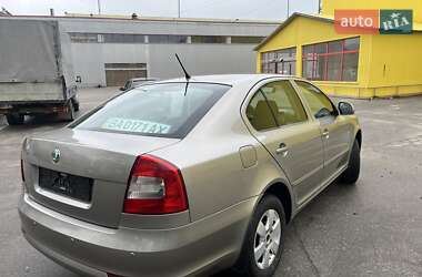 Лифтбек Skoda Octavia 2010 в Кропивницком