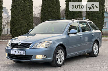 Универсал Skoda Octavia 2009 в Дубно