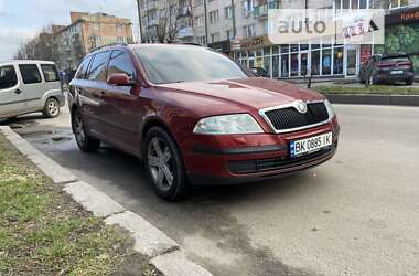 Універсал Skoda Octavia 2005 в Рівному