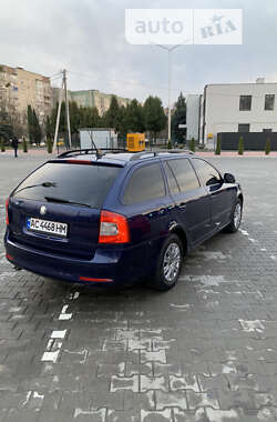 Универсал Skoda Octavia 2009 в Луцке