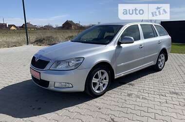 Универсал Skoda Octavia 2009 в Радехове