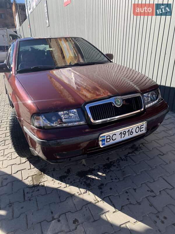 Лифтбек Skoda Octavia 1997 в Рахове