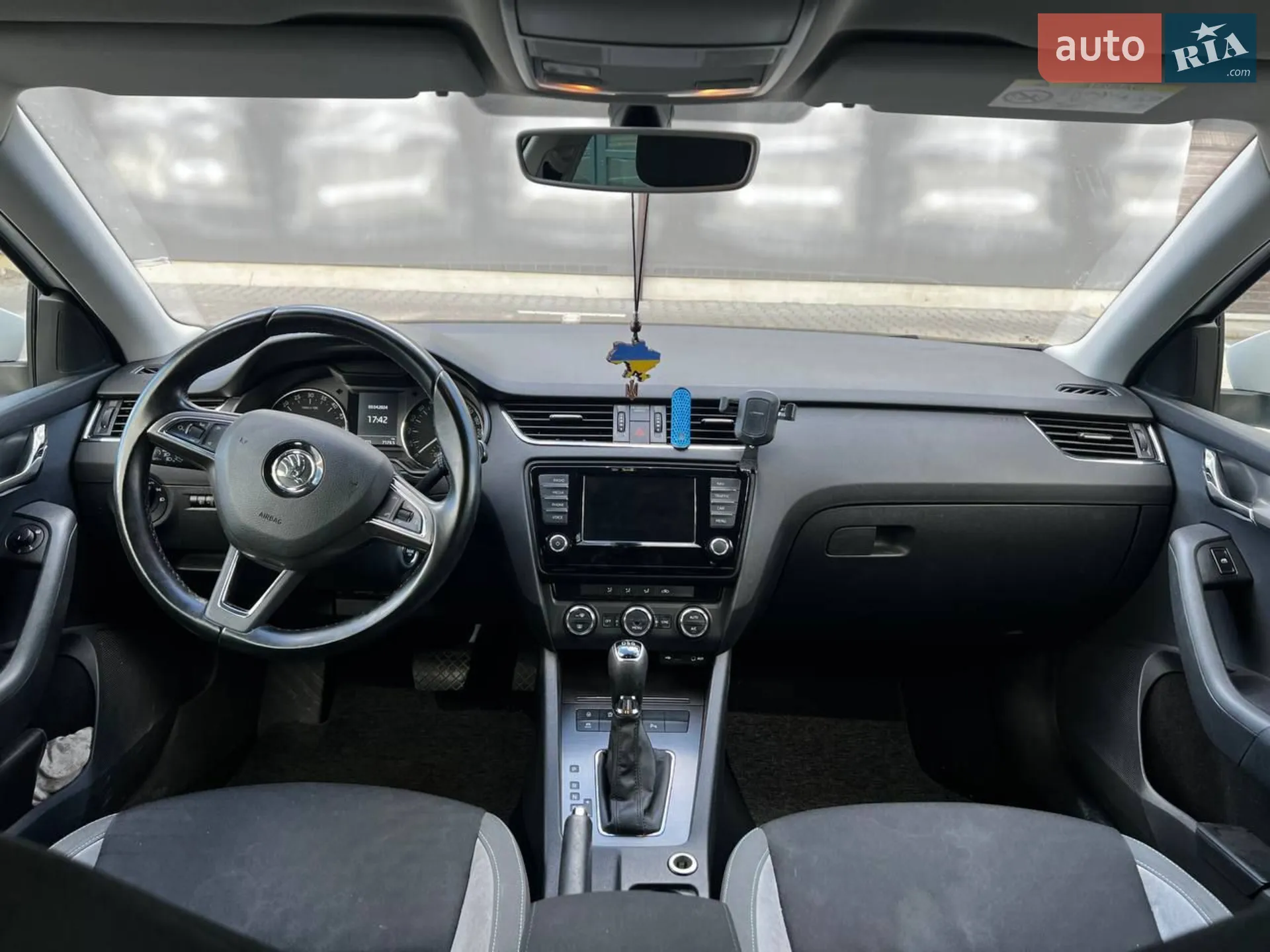 2016 Skoda Octavia - мініатюра 5