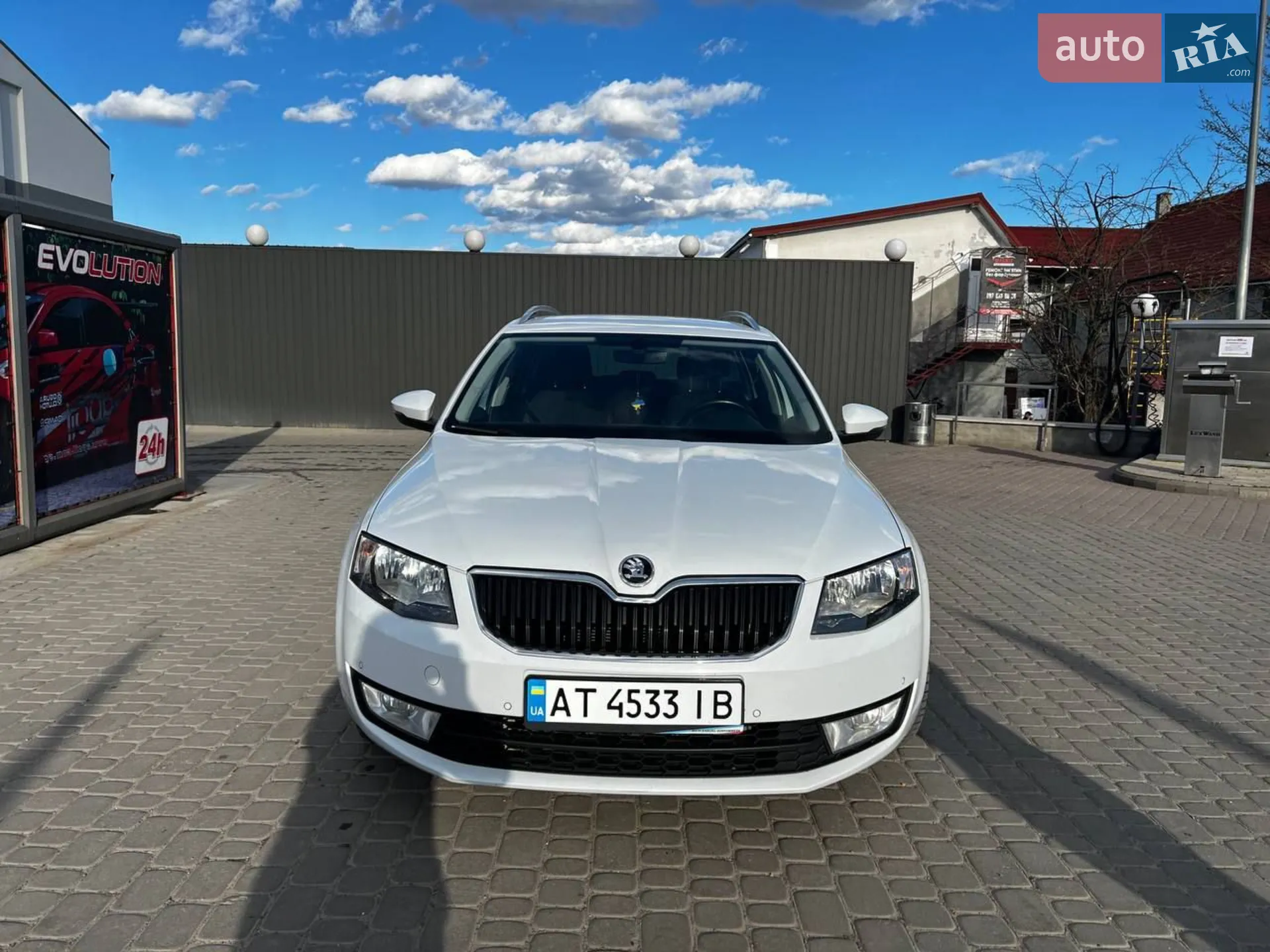 2016 Skoda Octavia - фото 1