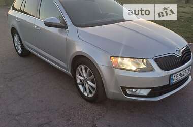 Универсал Skoda Octavia 2015 в Каменском