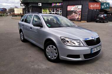 Універсал Skoda Octavia 2010 в Кропивницькому
