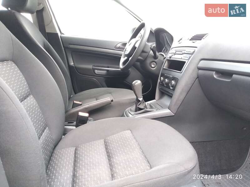Універсал Skoda Octavia 2010 в Кропивницькому