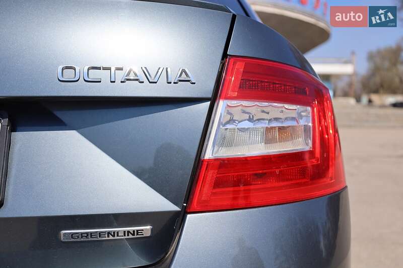Ліфтбек Skoda Octavia 2015 в Запоріжжі