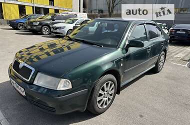 Лифтбек Skoda Octavia 2004 в Киеве