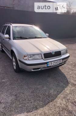 Универсал Skoda Octavia 2000 в Чернигове