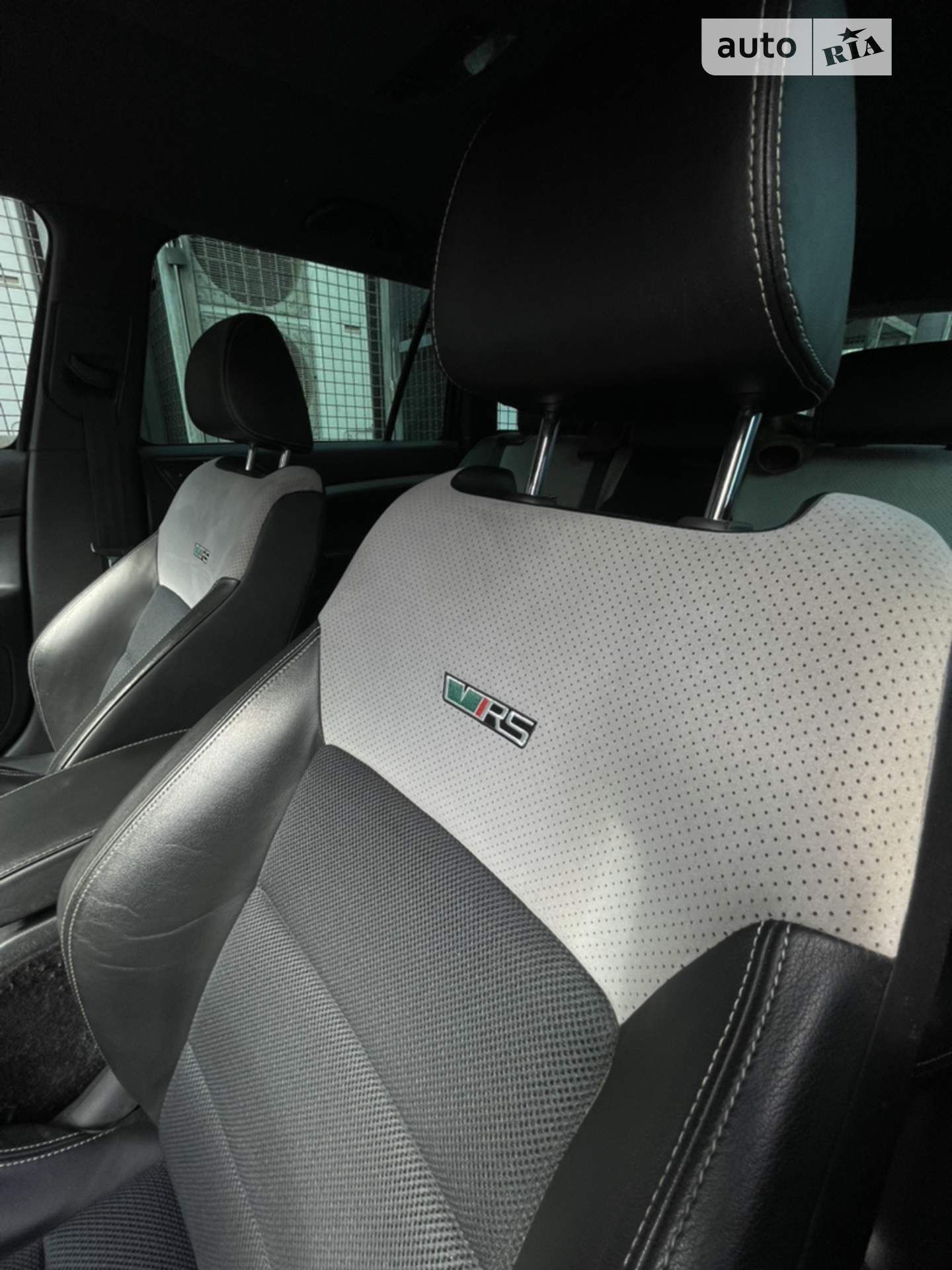 2010 Skoda Octavia - мініатюра 13