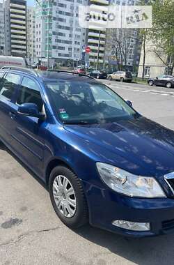 Универсал Skoda Octavia 2009 в Киеве