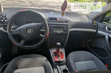 Лифтбек Skoda Octavia 2007 в Староконстантинове