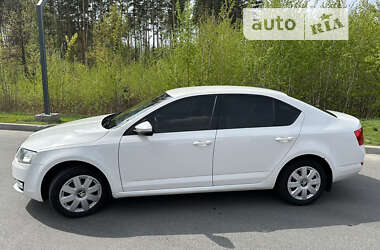 Лифтбек Skoda Octavia 2015 в 