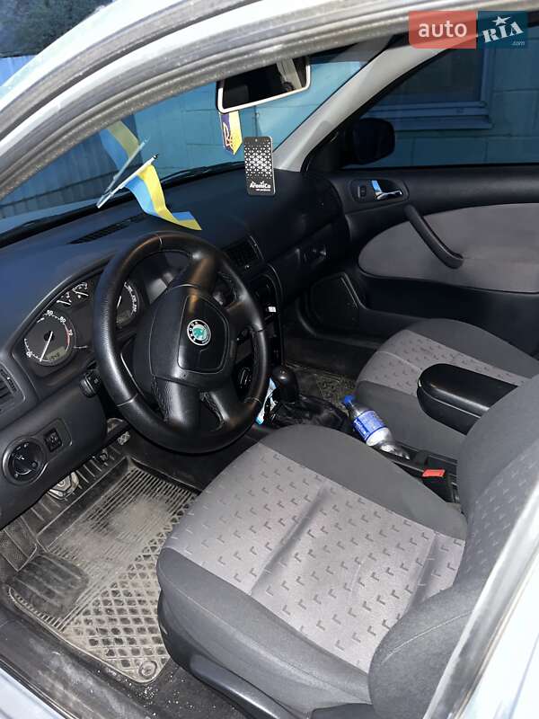 Ліфтбек Skoda Octavia 2010 в Запоріжжі