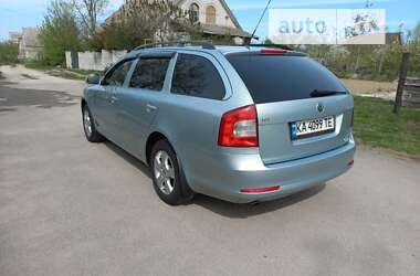 Универсал Skoda Octavia 2010 в Каменском