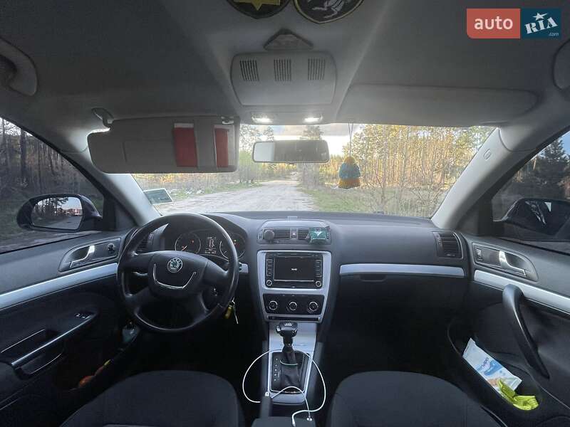 Універсал Skoda Octavia 2009 в Ірпені