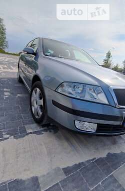 Лифтбек Skoda Octavia 2006 в Надворной