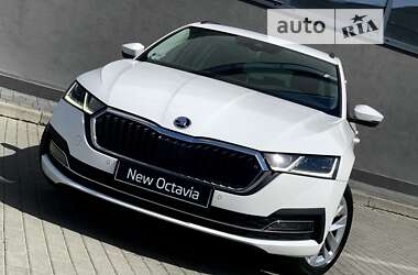 Універсал Skoda Octavia 2021 в Мукачевому