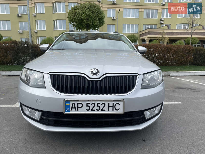 Универсал Skoda Octavia 2014 в Софиевской Борщаговке