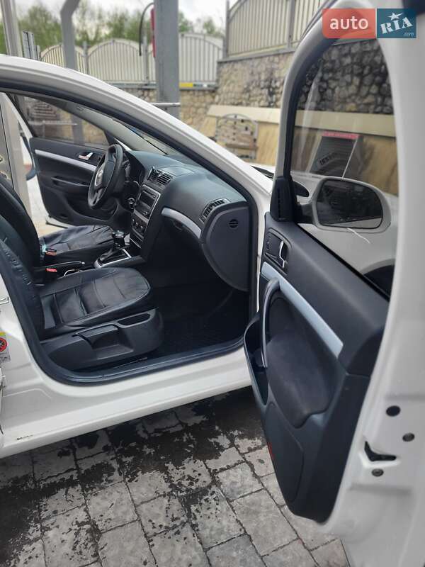 Універсал Skoda Octavia 2010 в Тернополі