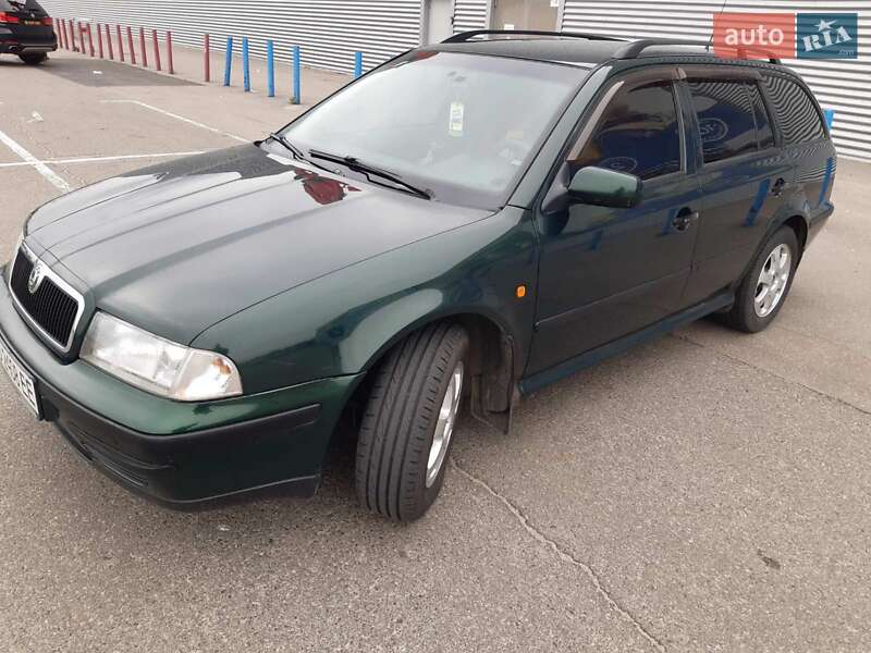 Skoda Octavia 2000
