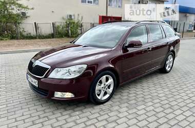 Універсал Skoda Octavia 2010 в Житомирі