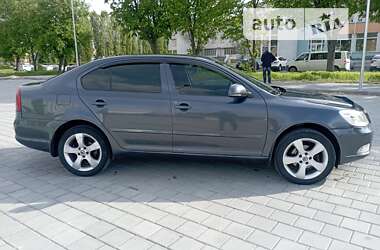 Лифтбек Skoda Octavia 2011 в Черкассах