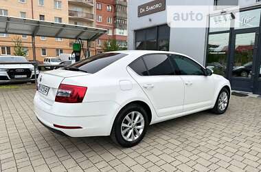 Лифтбек Skoda Octavia 2019 в Мукачево