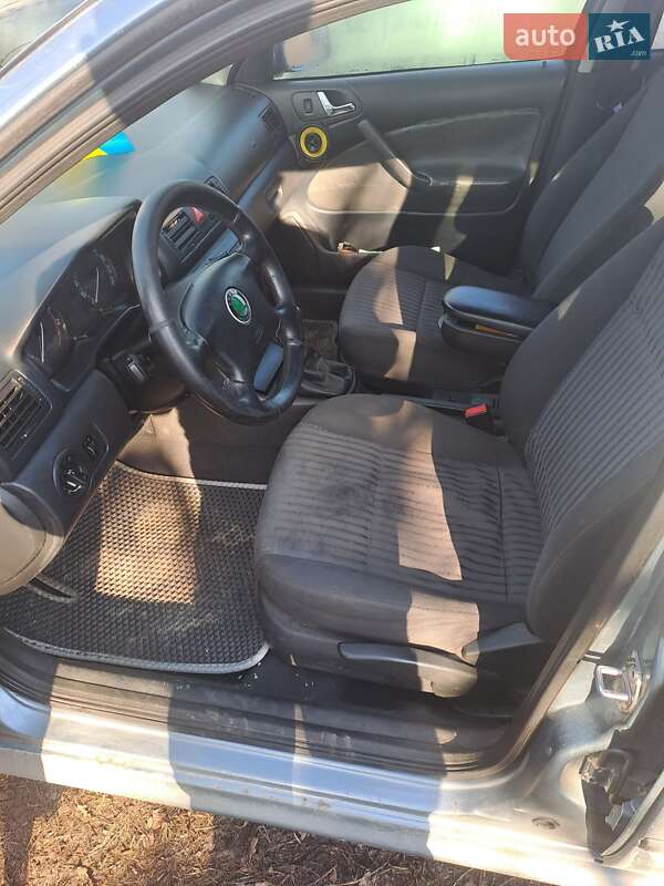 Ліфтбек Skoda Octavia 2002 в Богуславі