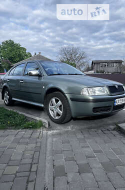 Лифтбек Skoda Octavia 2003 в Броварах