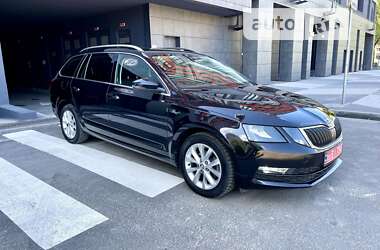 Универсал Skoda Octavia 2018 в Киеве