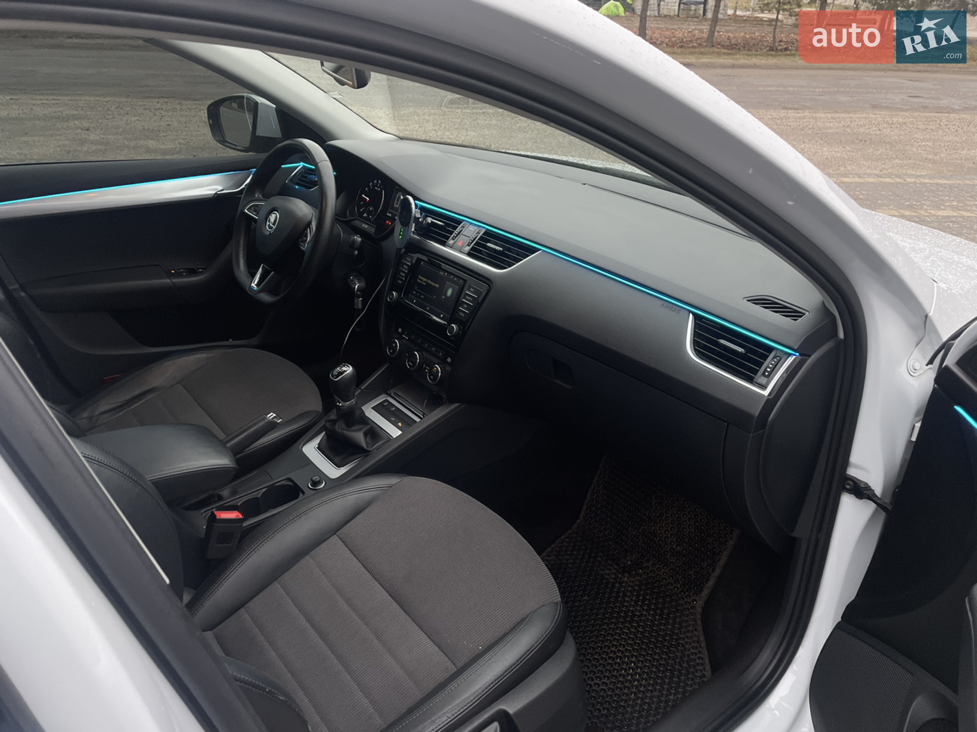 2015 Skoda Octavia - мініатюра 11