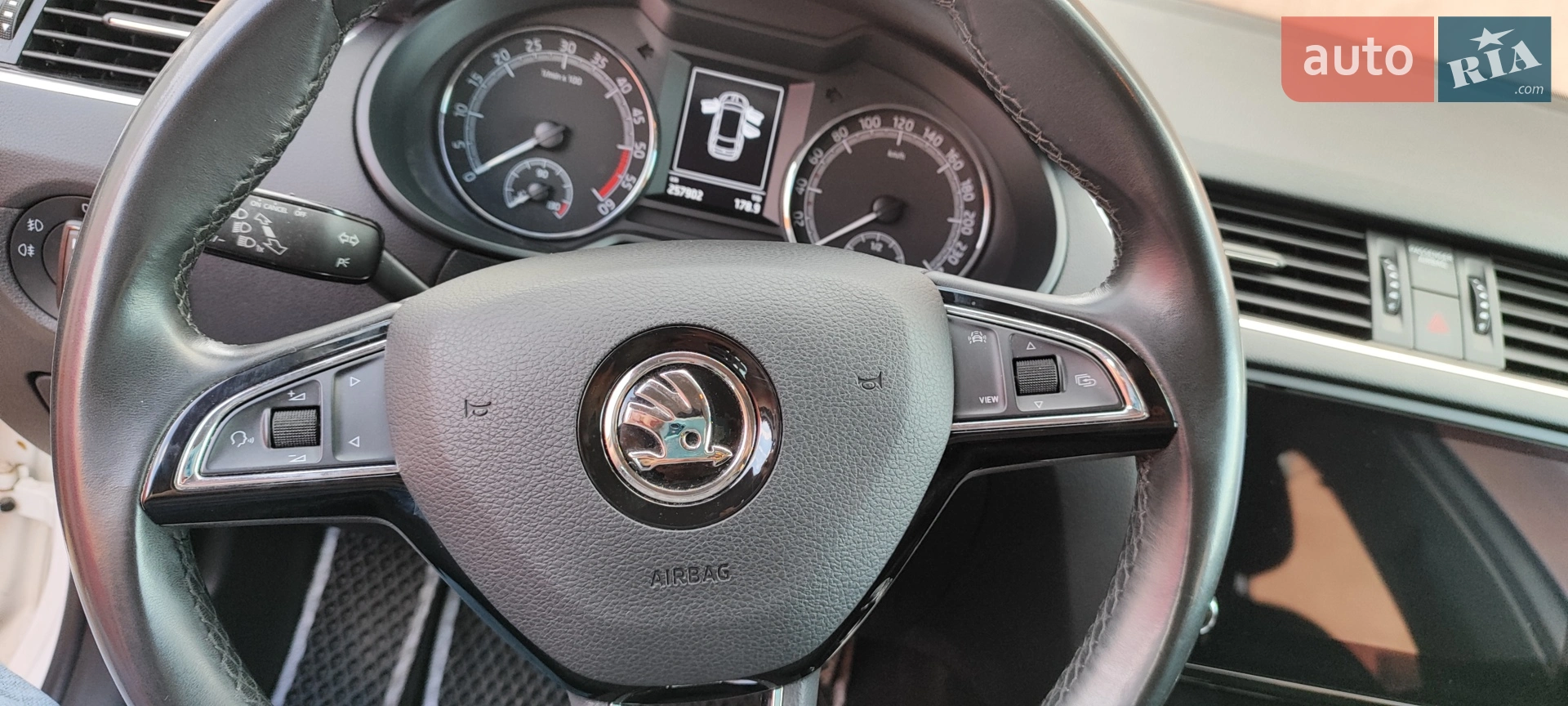 2019 Skoda Octavia - мініатюра 36