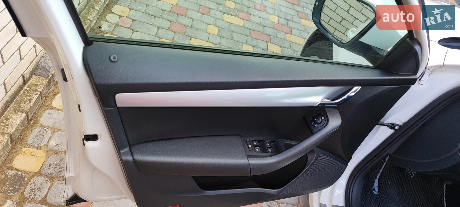 2019 Skoda Octavia - мініатюра 40