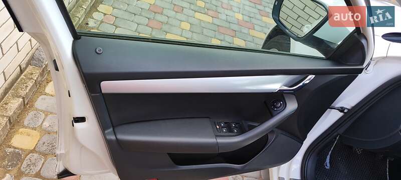 Универсал Skoda Octavia 2019 в Виннице