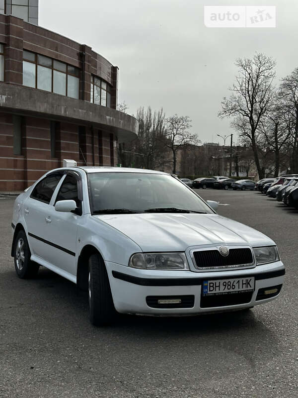 Лифтбек Skoda Octavia 2004 в Одессе