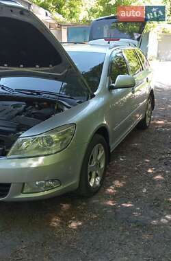 Универсал Skoda Octavia 2012 в 