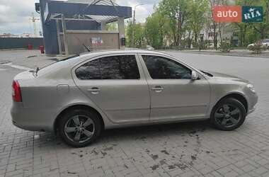 Ліфтбек Skoda Octavia 2010 в Хмельницькому