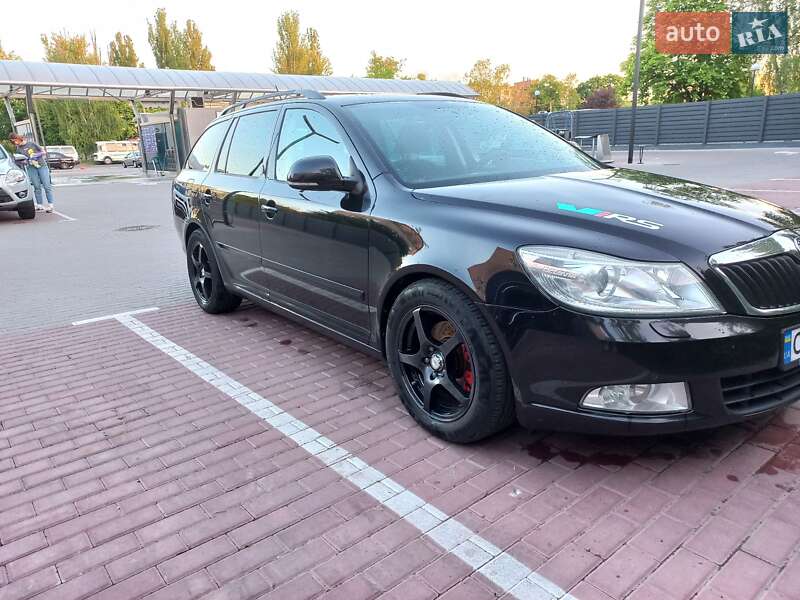 Универсал Skoda Octavia 2011 в Черкассах