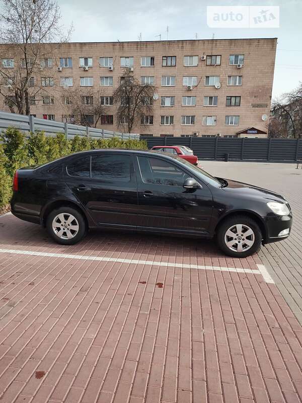 Ліфтбек Skoda Octavia 2010 в Черкасах