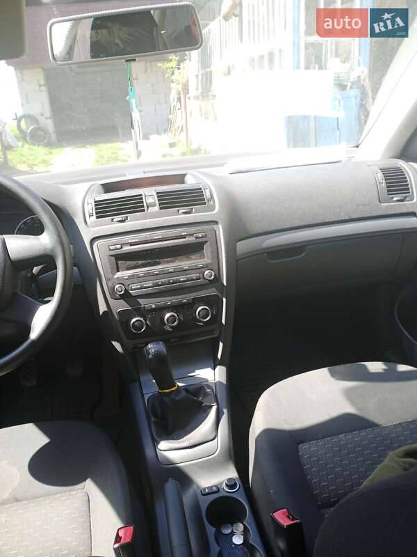 Универсал Skoda Octavia 2011 в Андрушевке