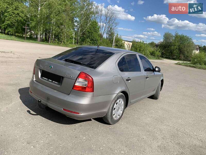 Лифтбек Skoda Octavia 2012 в Старом Самборе