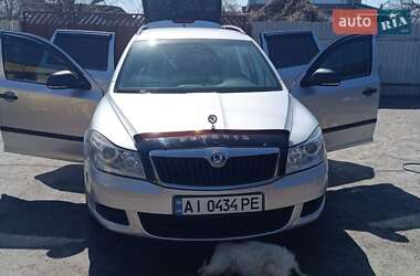 Универсал Skoda Octavia 2010 в Фастове