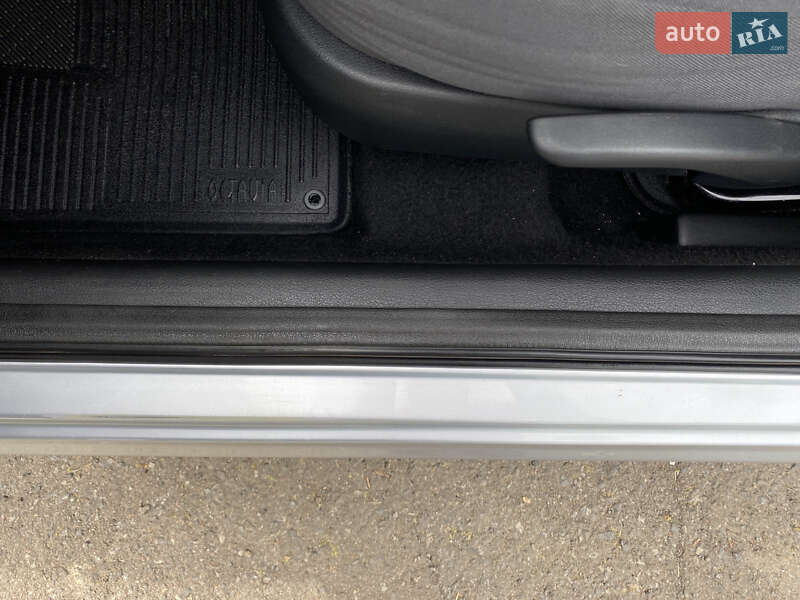 Лифтбек Skoda Octavia 2008 в Мукачево