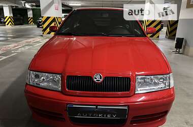 Лифтбек Skoda Octavia 2006 в Киеве