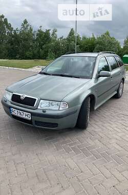 Універсал Skoda Octavia 2003 в Турійську