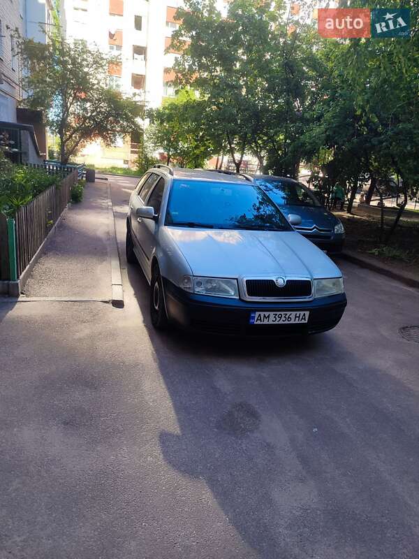 Універсал Skoda Octavia 2005 в Житомирі