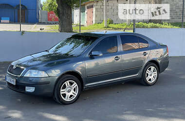 Лифтбек Skoda Octavia 2006 в Василькове